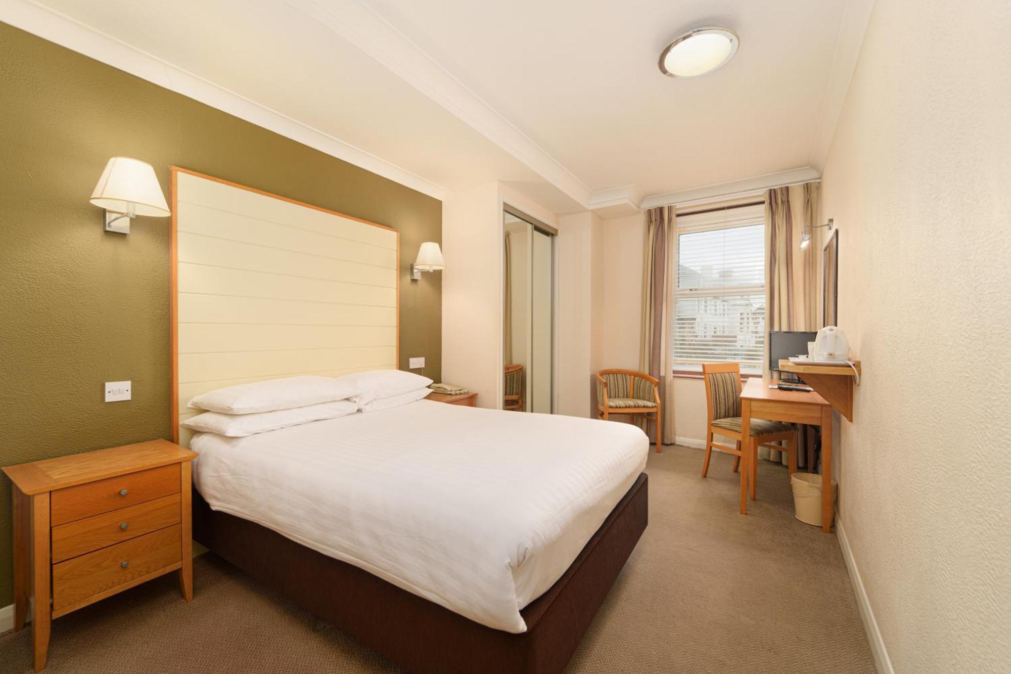 Trouville Hotel By Compass Hospitality Sandown Exteriér fotografie